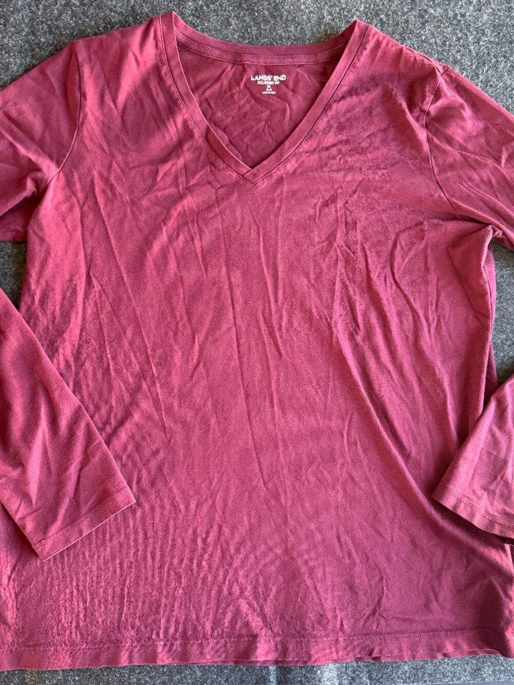 Lands’ End Relaxed Fit V Neck Long Sleeve Tee M